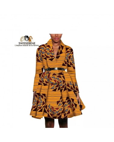 ROBE SUBLIMENT  BrodéE  POUR Soirée, De Mariage , Baptême TRèS  Elegent